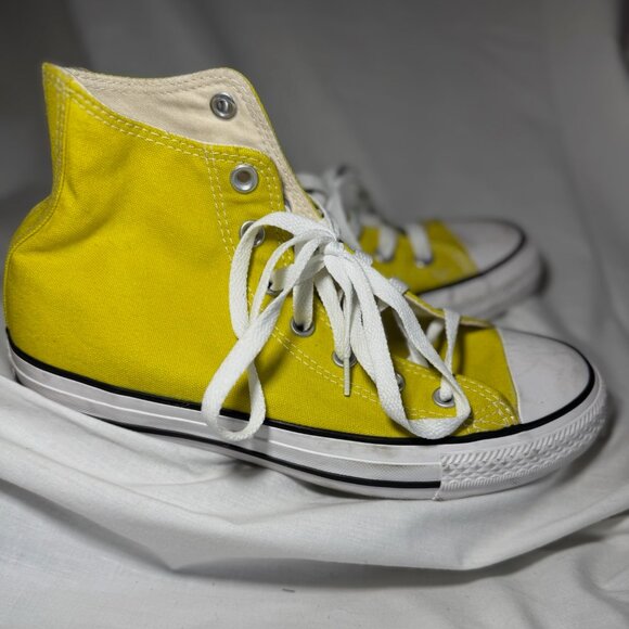 CONVERSE UNISEX CHUCK TAYLOR ALL STAR HIGH TOP SNEAKER M 5.5 W 7.5 - Picture 2 of 8